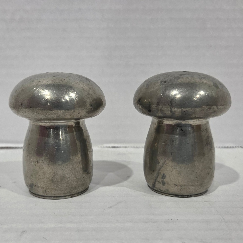 Kirk Pewter Mushroom Salt and Pepper Shakers Vintage Silver Tone Set